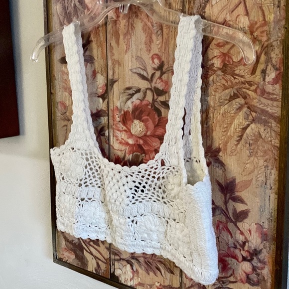 MAJORELLE REVOLVE BRAND STRETCH BOHO WHITE CROCHET KNIT  BODYCON CROP TOP - Picture 12 of 14